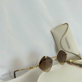 Picture of Valentino Sunglasses _SKUfw55564329fw